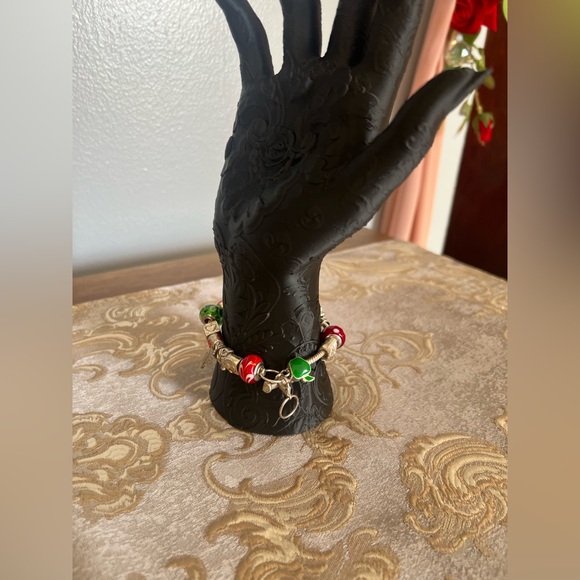 Willabee & Ward Charm Bracelet - Picture 3 of 9